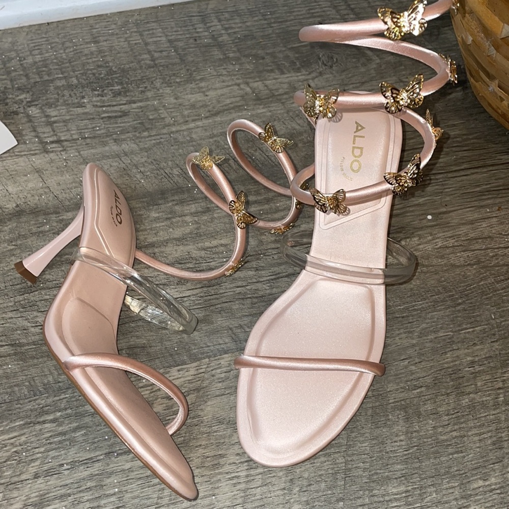 Retail $130 Aldo Pirouette heeled sandal Butterfly Heels Rose Gold Strappy Heels - Picture 5 of 8